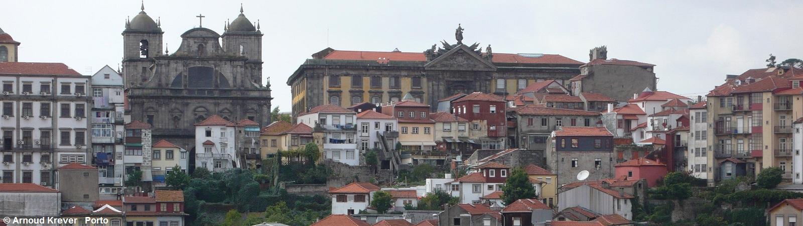 10Portugués1 063 Porto, uitzicht vanaf de kathedraal (3)