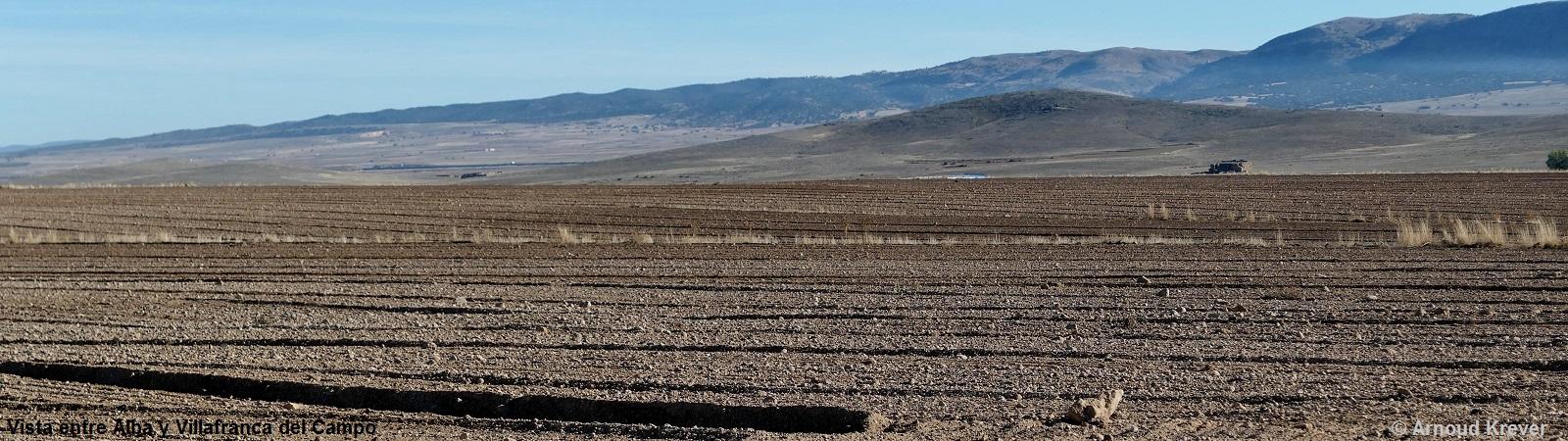 22 Sagunt (898) Tussen Alba en Villafranca del Campo, lege vlakte