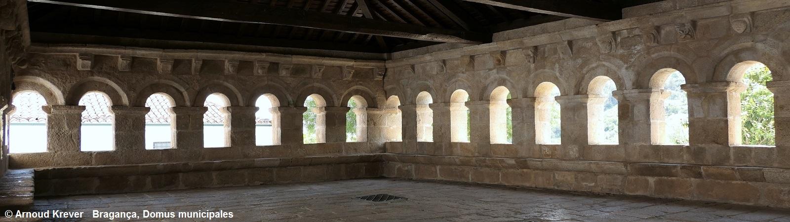 23PlataP (2962) Braganca, Domus municipalis